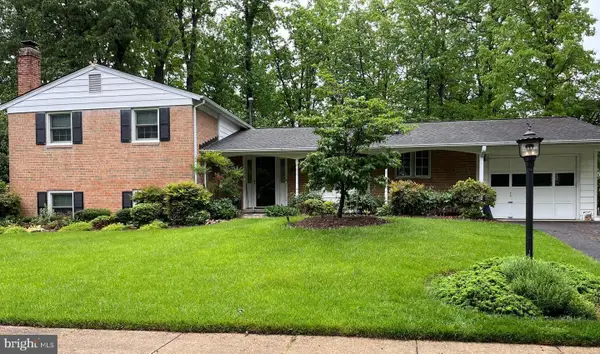 6607 Grey Fox Dr, SPRINGFIELD, VA 22152