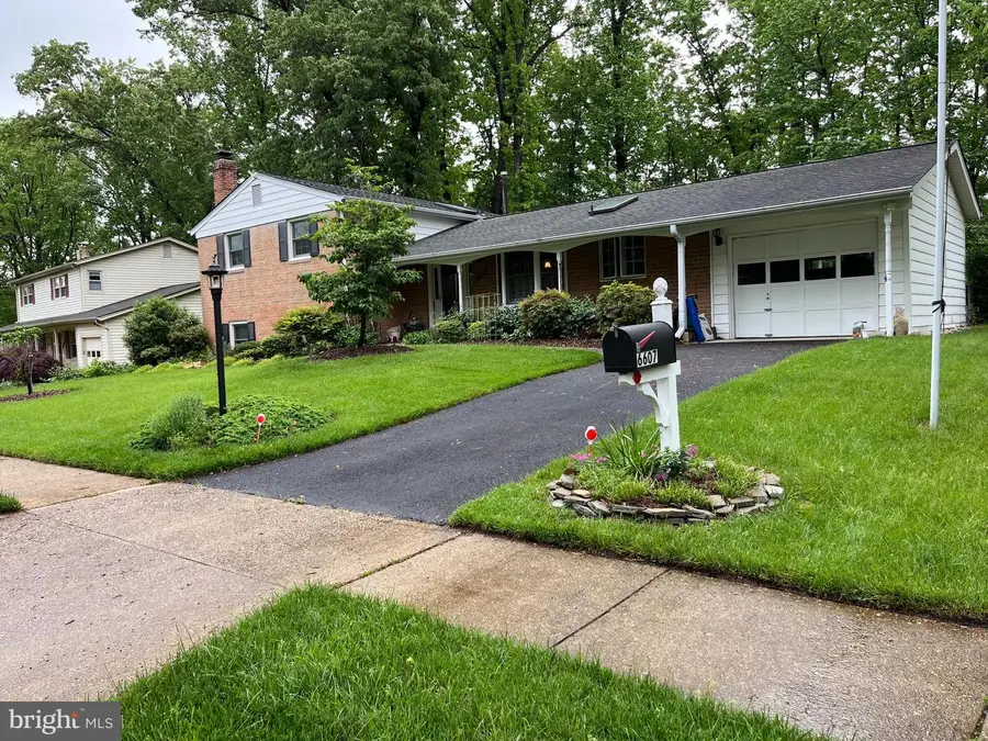 6607 Grey Fox Dr, Springfield, VA 22152 - #2
