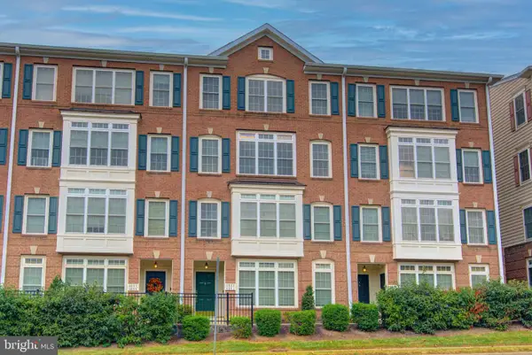 4683 Eggleston Ter #232, FAIRFAX, VA 22030