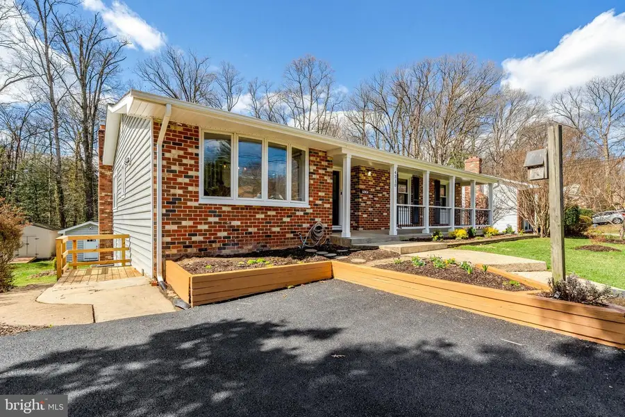 4310 Braeburn Dr, Fairfax, VA 22032 - #2