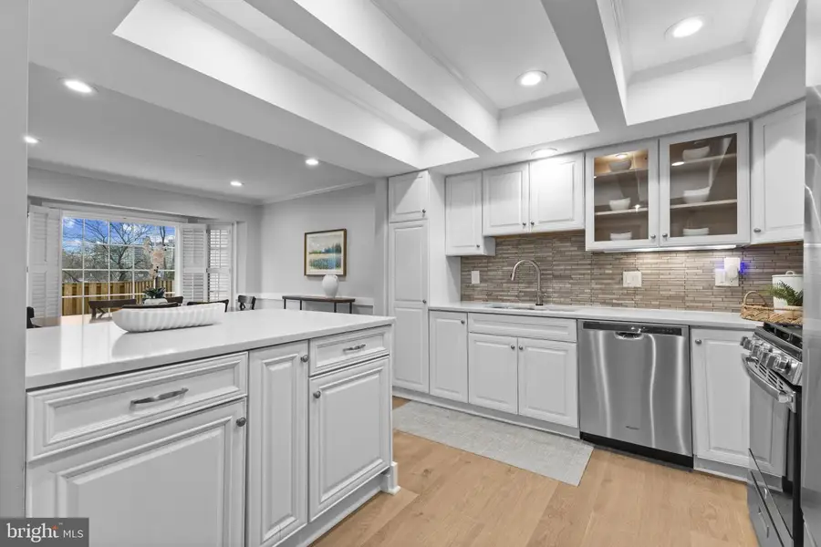 1802 Duffield Ln, Alexandria, VA 22307 - #3