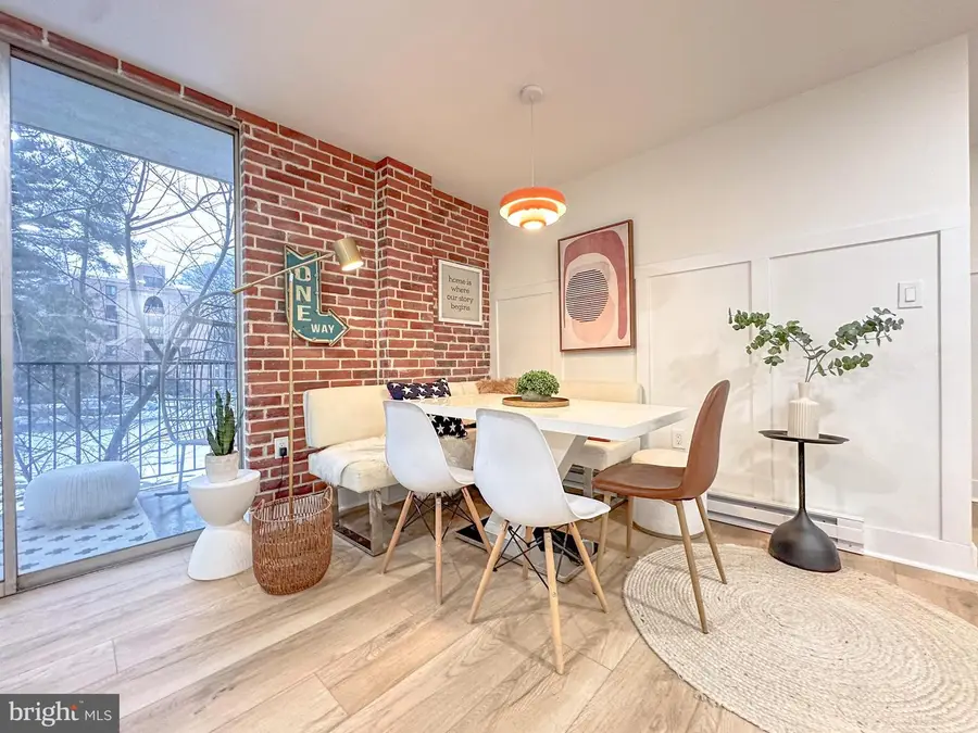 3245 Rio #206, Falls Church, VA 22041 - #3