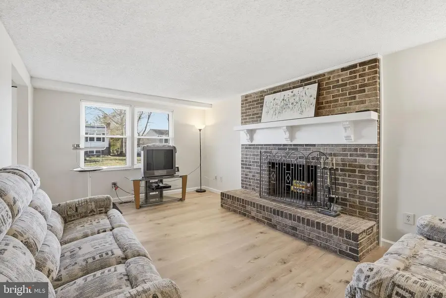 7905 Steadman St, Alexandria, VA 22309 - #3