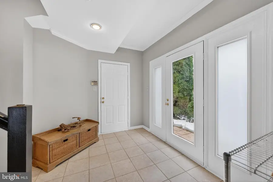 11503 Waterhaven Ct, Reston, VA 20190 - #2