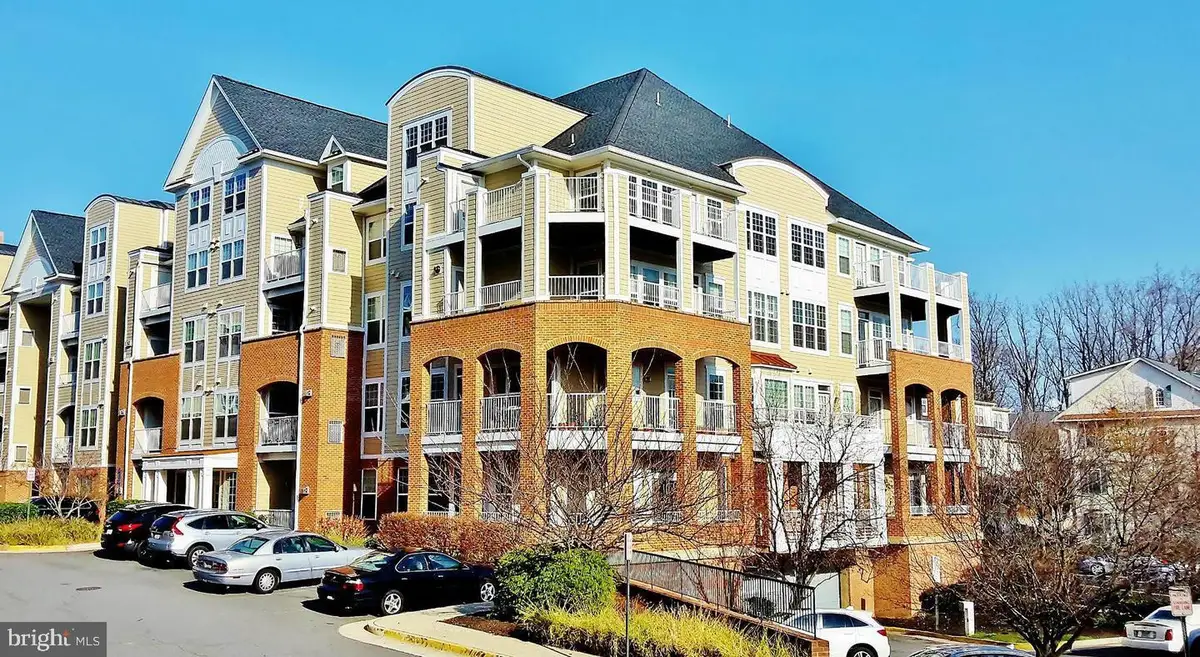 2711 Bellforest Ct #404, Vienna, VA 22180 - #1