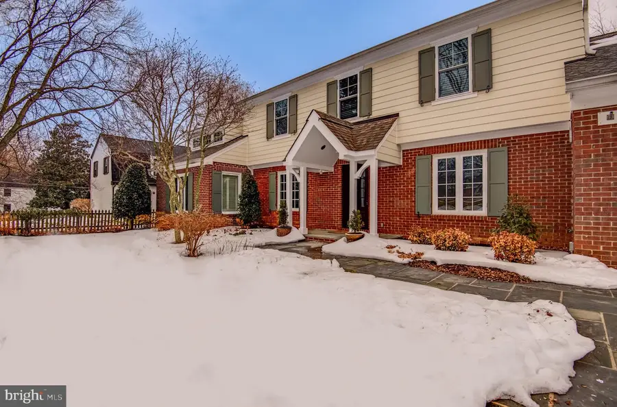 8017 Iliff Dr, Dunn Loring, VA 22027 - #2