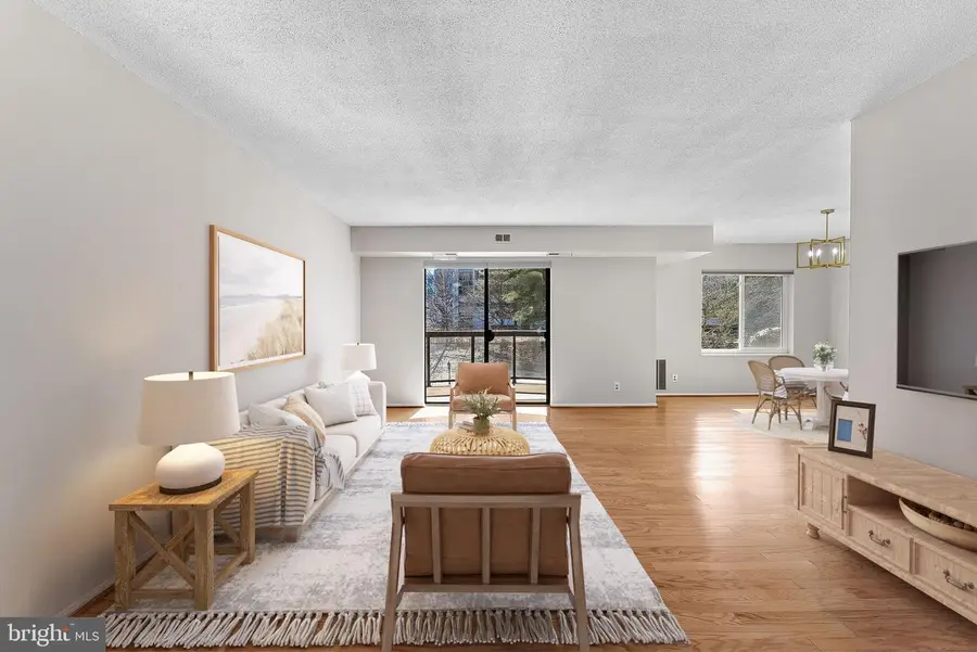 8340 Greensboro Dr #118, McLean, VA 22102 - #3