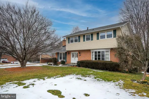 4201 Wynnwood Dr, ANNANDALE, VA 22003