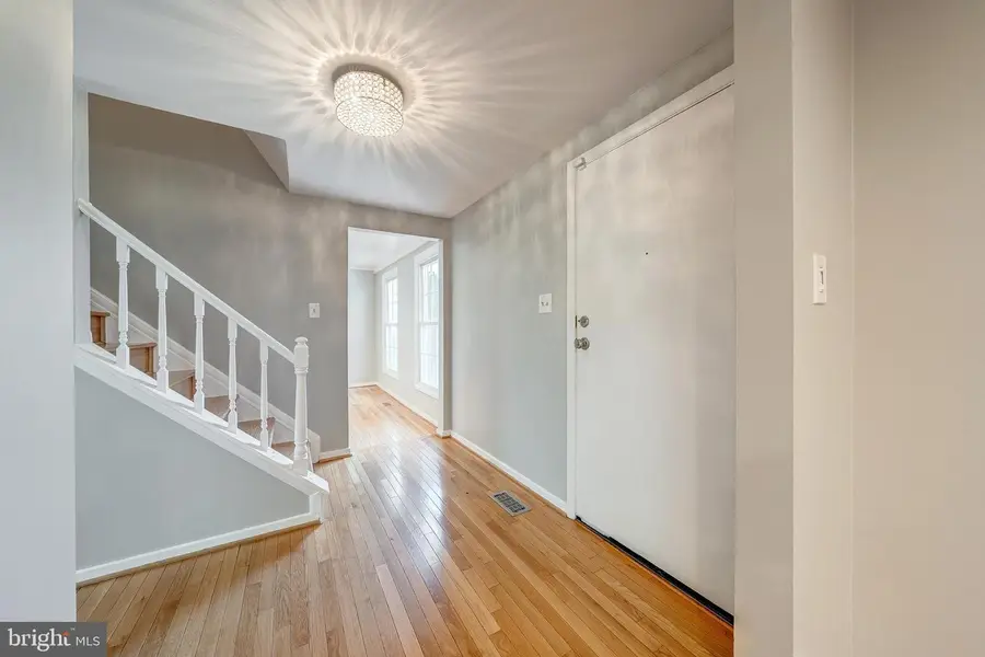 2285 Marginella Dr, Reston, VA 20191 - #2