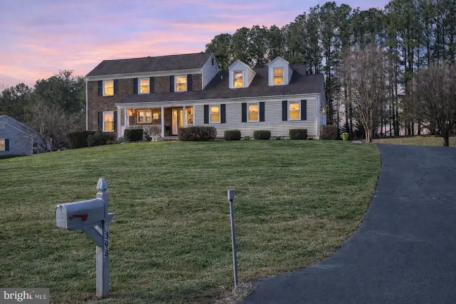 1398 Park Lake Dr, Reston, VA 20190 - #2