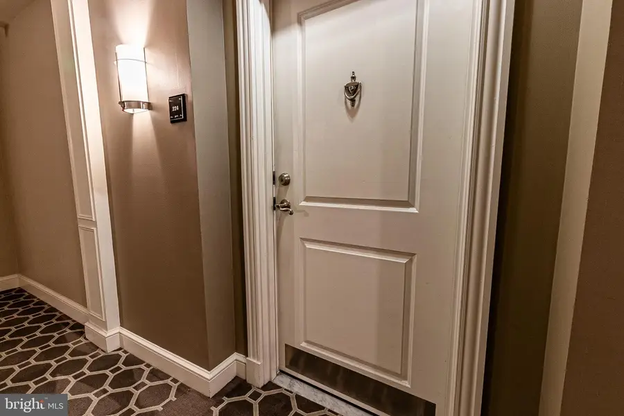 2655 Prosperity Ave #224, Fairfax, VA 22031 - #2