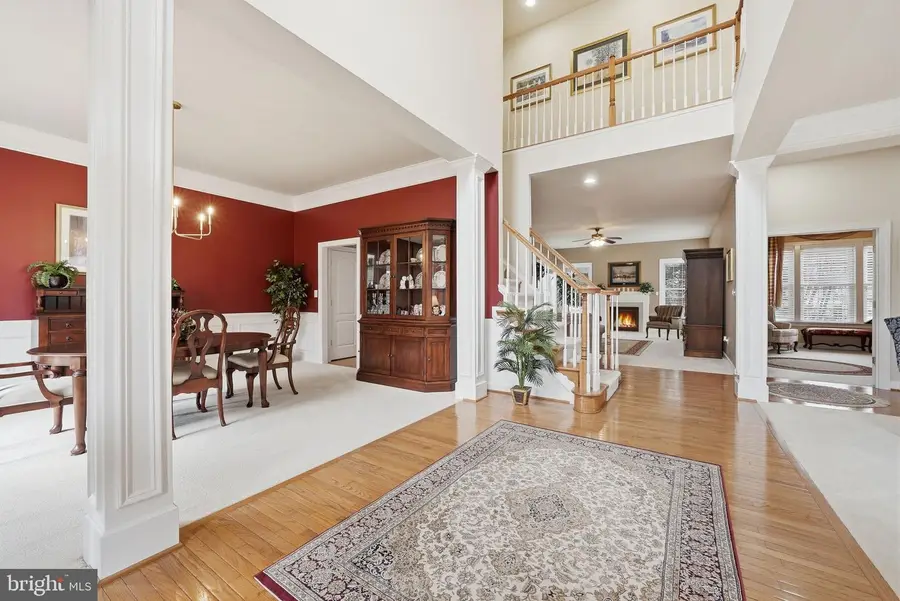 7820 Rose Garden Ln, Springfield, VA 22153 - #3