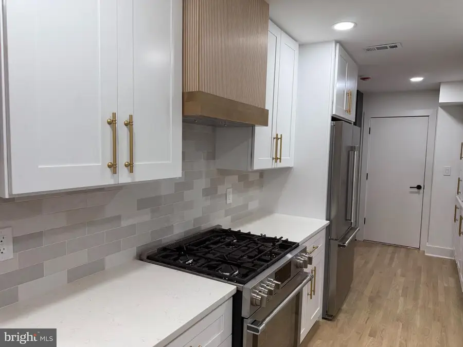 4824 Holborn Ave, Annandale, VA 22003 - #2