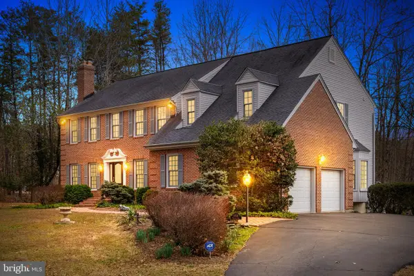 11531 Mamie Ln, FAIRFAX STATION, VA 22039