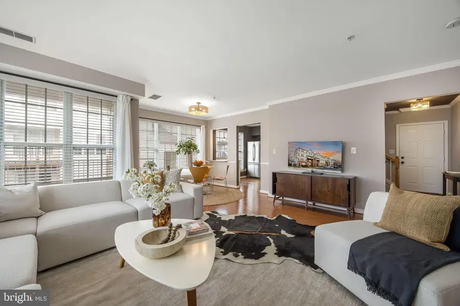 2495 Angeline Dr #303, Herndon, VA 20171 - #2