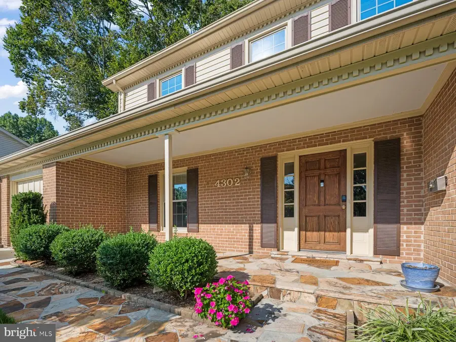 4302 Dahill Pl, Alexandria, VA 22312 - #3