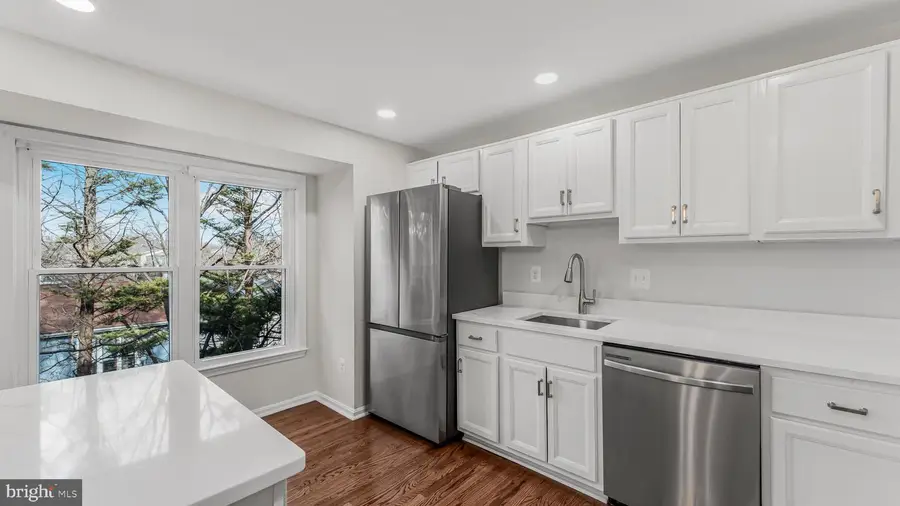 6474 Brickleigh Ct, Alexandria, VA 22315 - #2