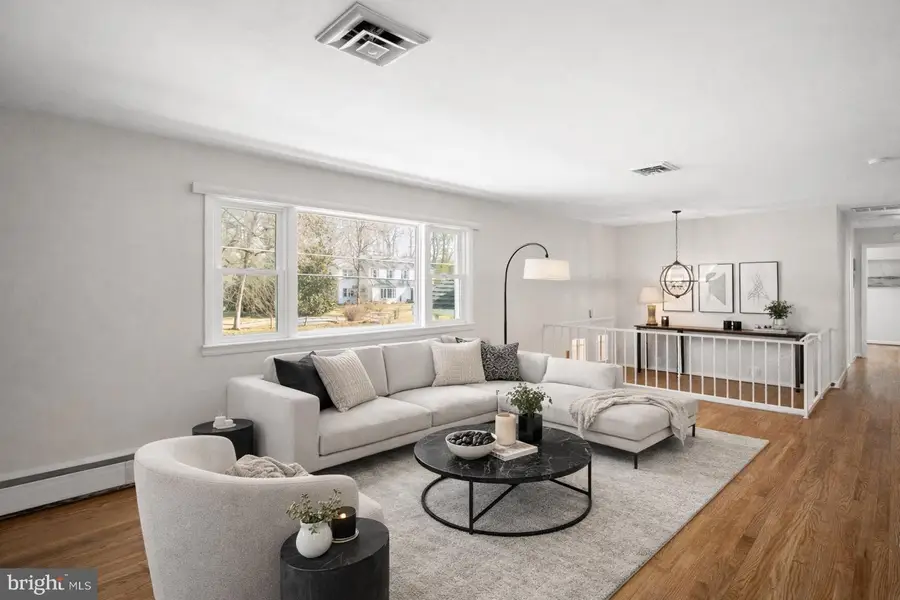 4323 Ferry Landing Rd, Alexandria, VA 22309 - #3