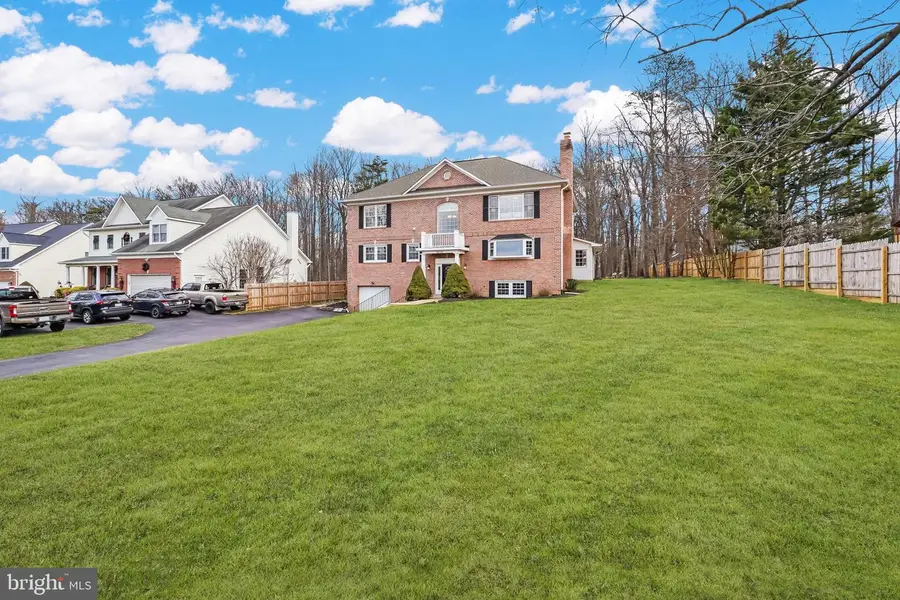 4515 Forest Hill Dr, Fairfax, VA 22030 - #2