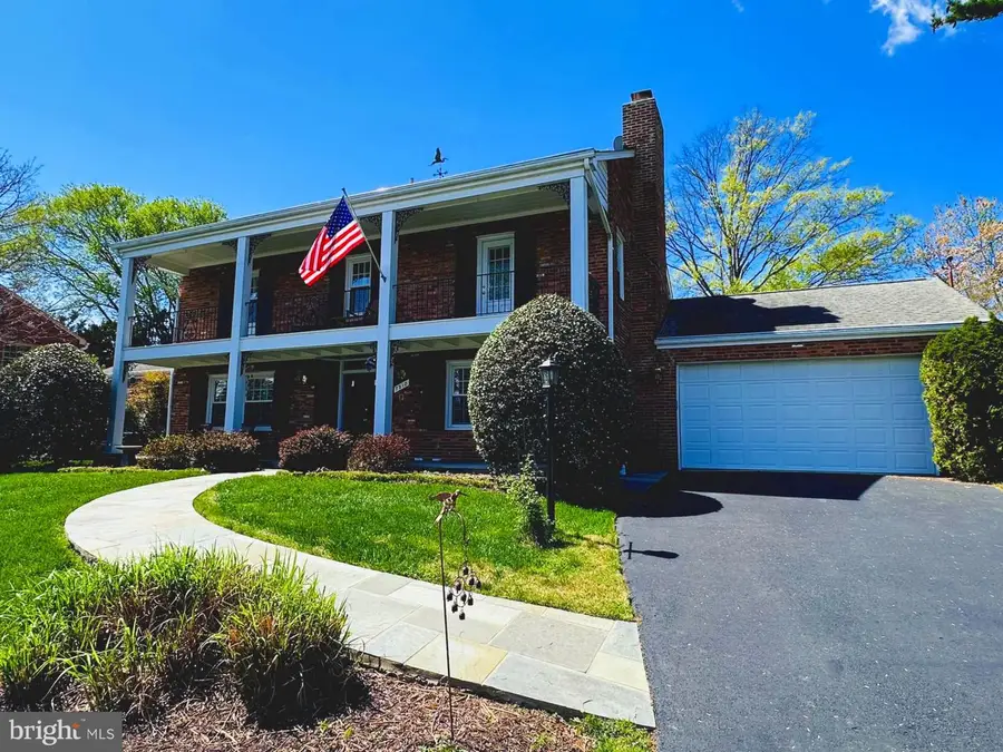 7210 Park Terrace Dr, Alexandria, VA 22307 - #3