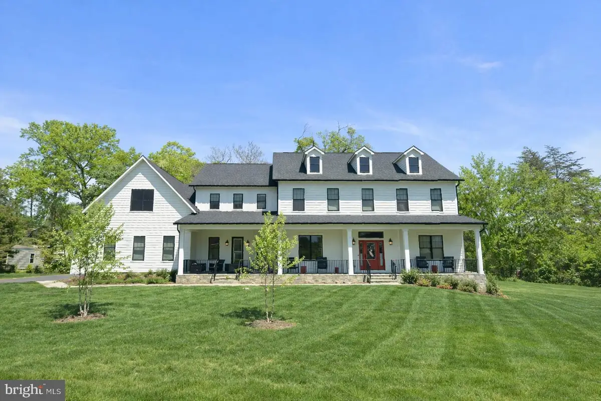 3128 Barbara Ln, Fairfax, VA 22031 - #1