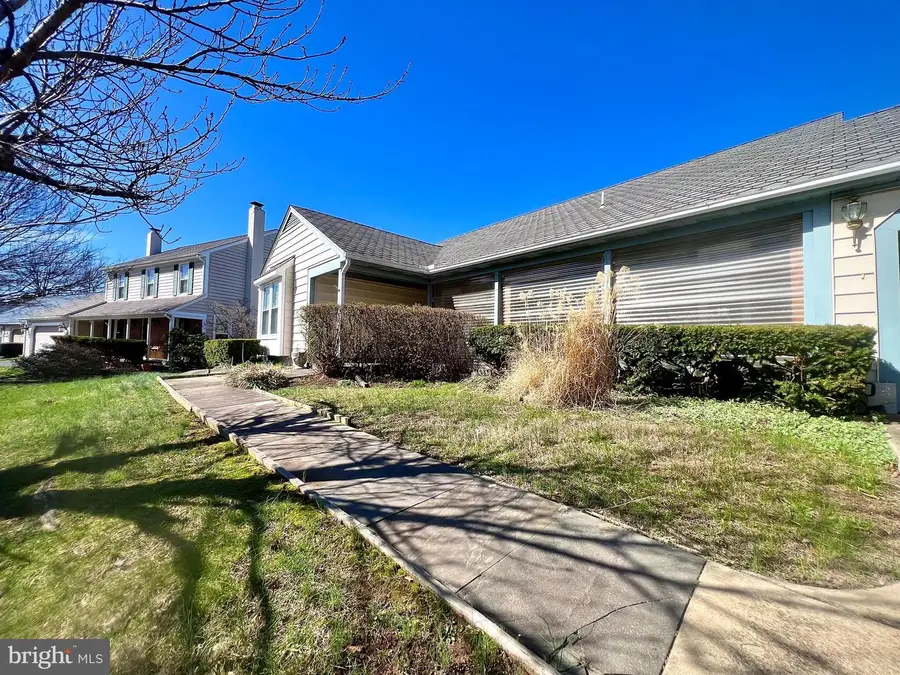 5406 Clubside Ln, Centreville, VA 20120 - #2