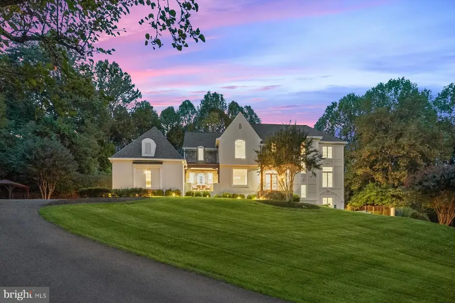 1404 Wynhurst Ln, Vienna, VA 22182 - #3