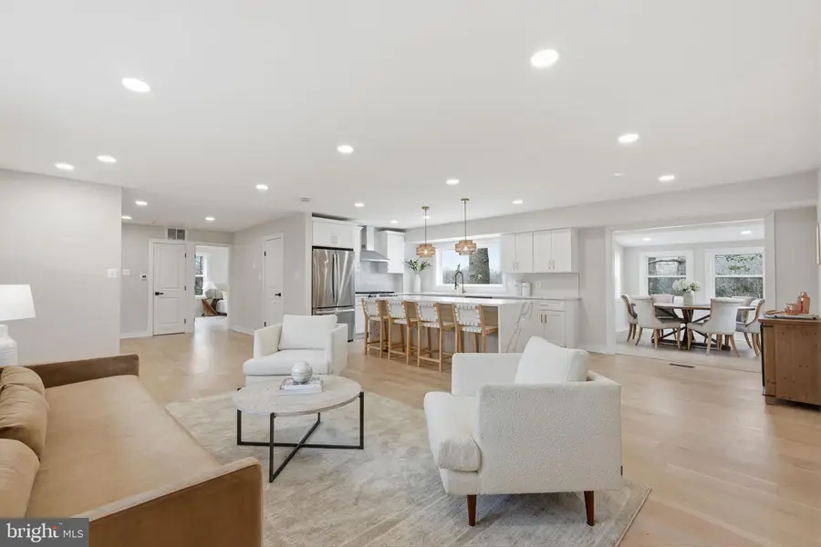 2408 William And Mary Dr, Alexandria, VA 22308 - #2