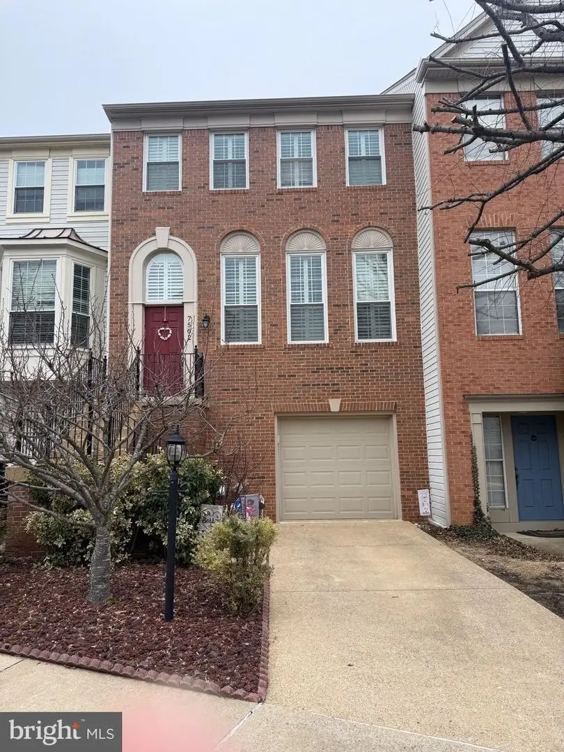 7502 Shirley Hunter Way, Alexandria, VA 22315 - #3