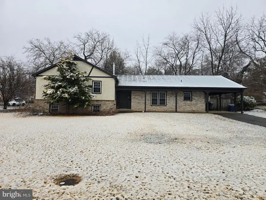 1600 Chain Bridge Rd, McLean, VA 22101 - #3