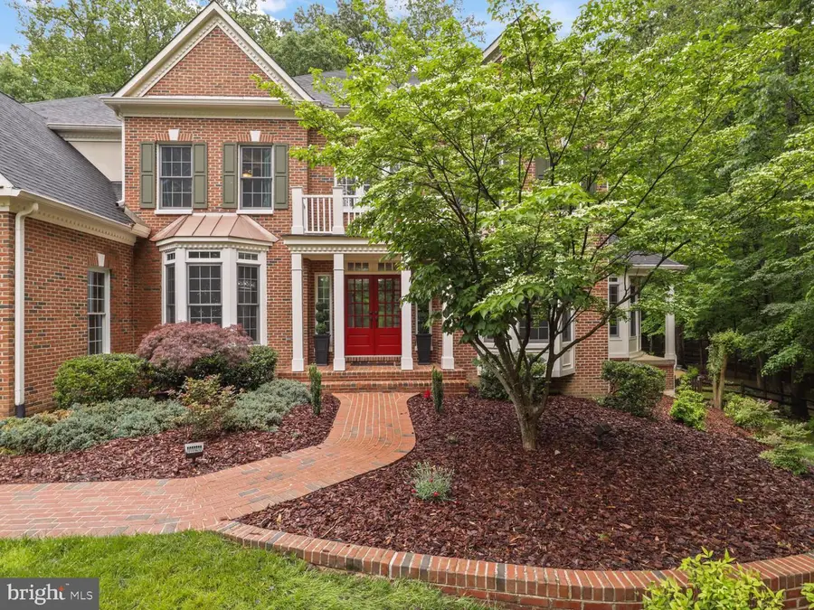 8197 Cottage Rose Ct, Fairfax Station, VA 22039 - #2