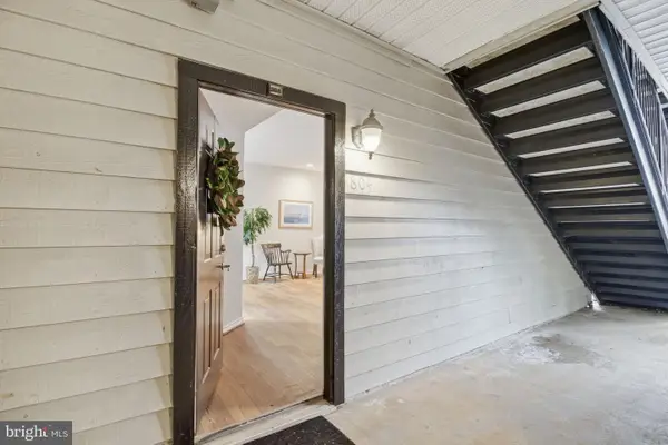 12155 Penderview Ter #804, FAIRFAX, VA 22033