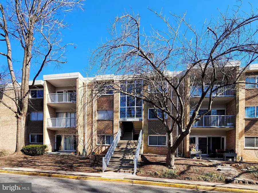 2901 Charing Cross Rd #8, Falls Church, VA 22042 - #2