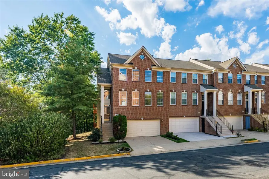 13438 Burrough Farm Dr, Herndon, VA 20171 - #3