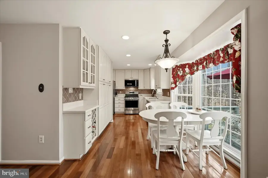 7001 Ebbtide Ln, Burke, VA 22015 - #3