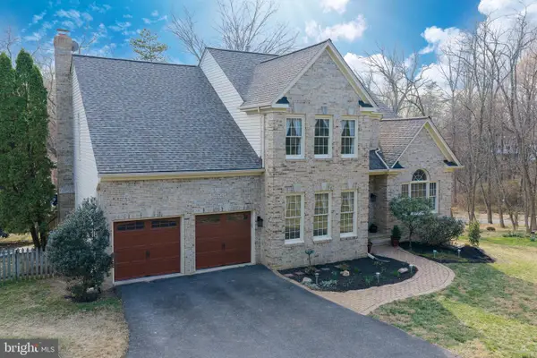 7726 Ox Rd, FAIRFAX STATION, VA 22039