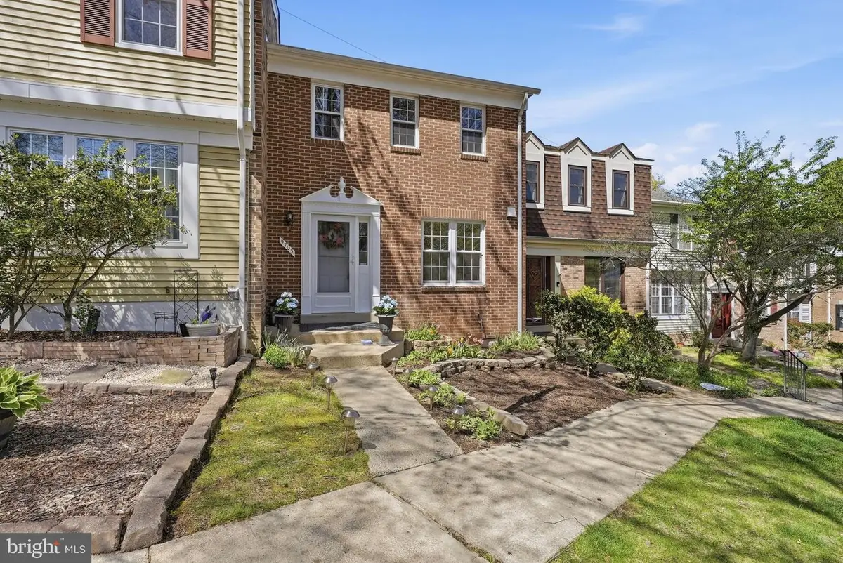5705 Lawsons Hill Ct, Alexandria, VA 22310 - #1