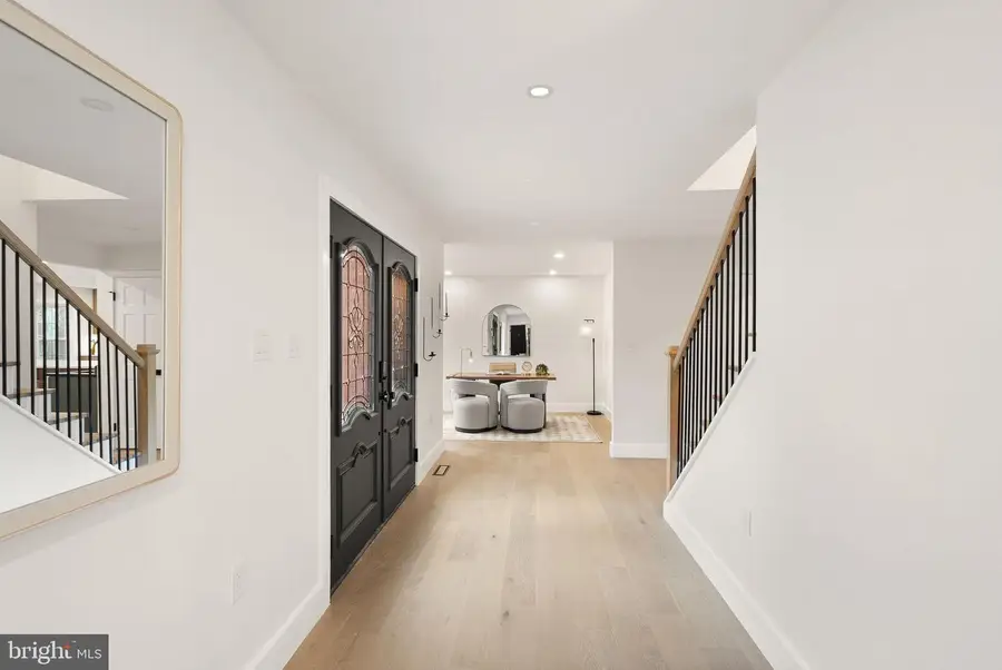 11115 Streamview Ct, Great Falls, VA 22066 - #3