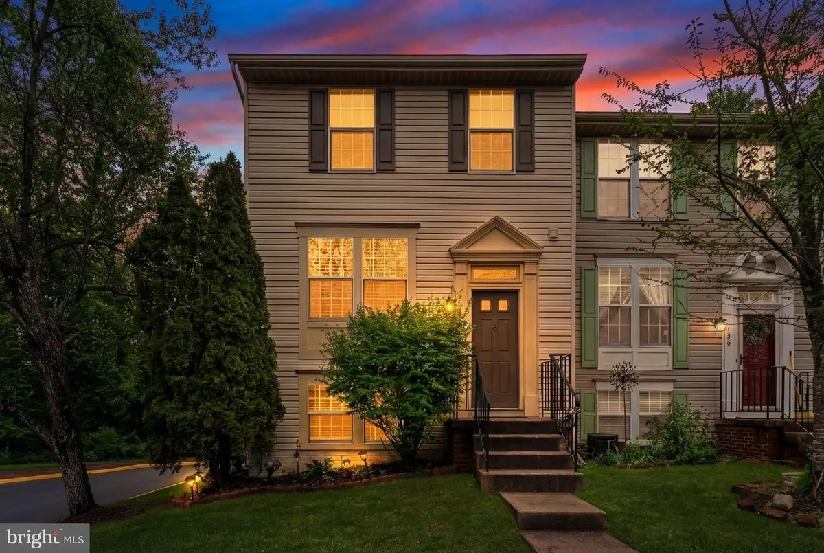 14632 Woodspring Ct, Centreville, VA 20120 - #1