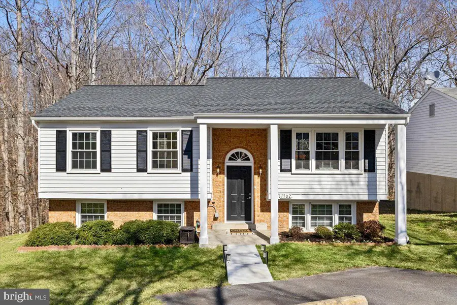 7702 Newington Forest Ave, Springfield, VA 22153 - #2