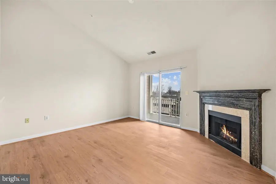 12919 Alton Sq #416, Herndon, VA 20170 - #3