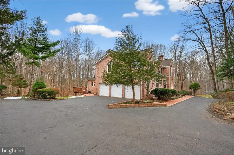 6612 Colchester Rd, Clifton, VA 20124 - #2