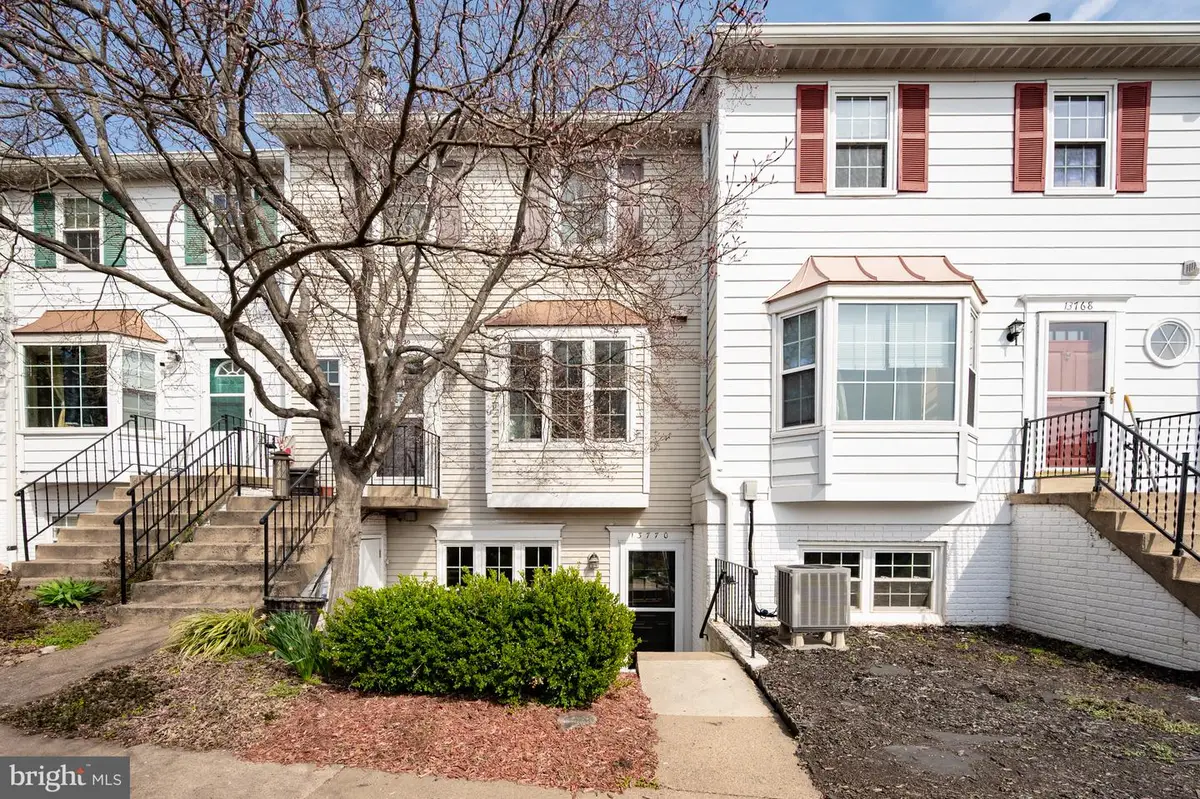 13770 Flowing Brook Ct, Chantilly, VA 20151 - #1