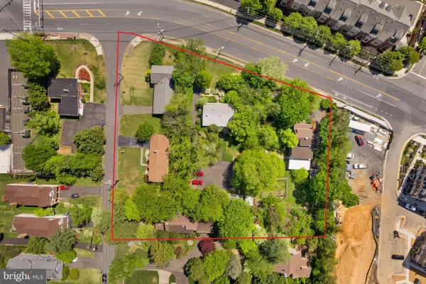 Chain Bridge Rd/pathfinder Lane, MCLEAN, VA 22101