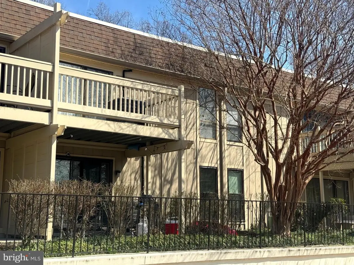 5772-g Rexford Ct, Springfield, VA 22152 - #1