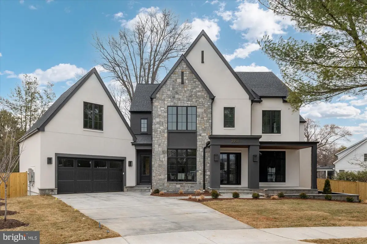 2231 N Tuckahoe St, Falls Church, VA 22043 - #1