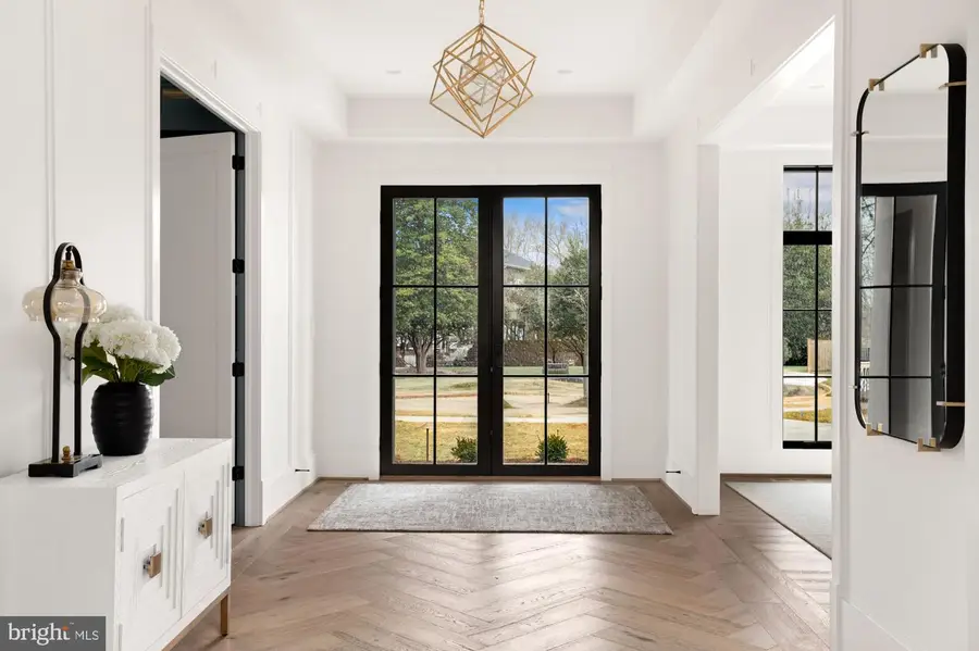 2231 N Tuckahoe St, Falls Church, VA 22043 - #3