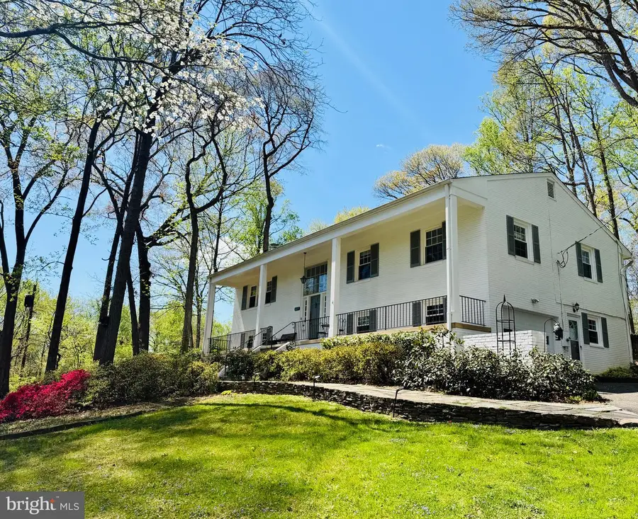 3722 Acosta Rd, Fairfax, VA 22031 - #3