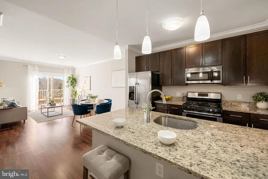 6301 Edsall Rd #323, Alexandria, VA 22312 - #2