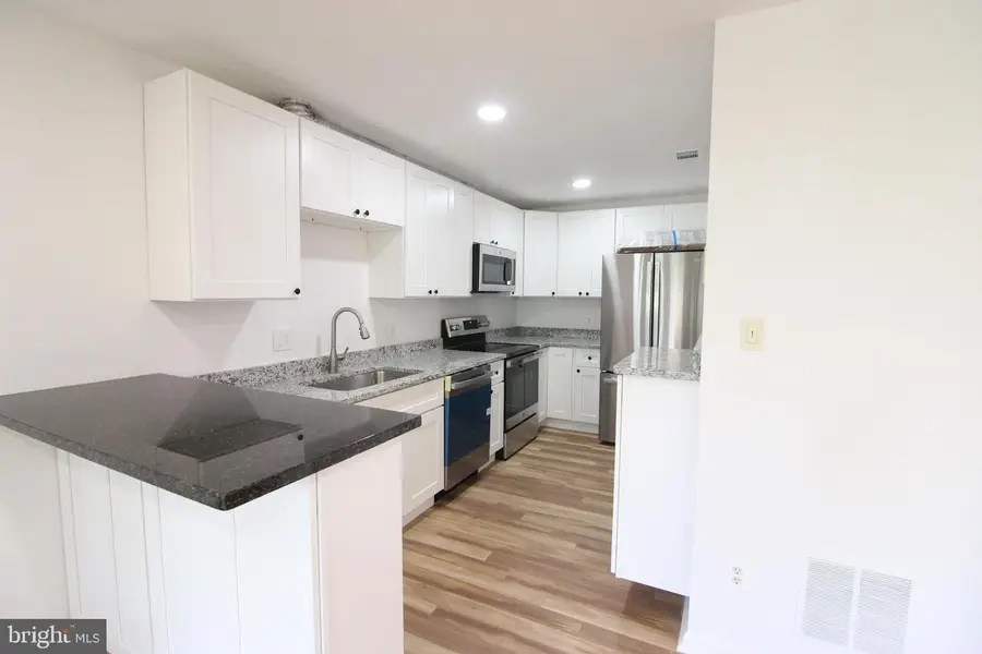 3150-e Anchorway Ct, Falls Church, VA 22042 - #3